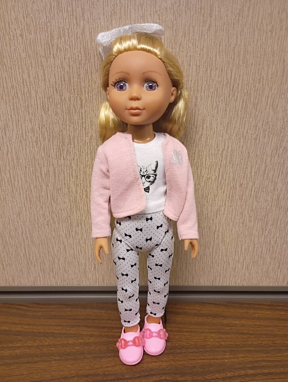 Fifer Battat Glitter Girls doll